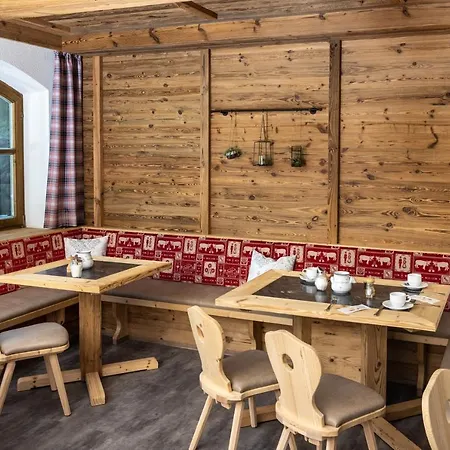 Panorama Pensionat 3*