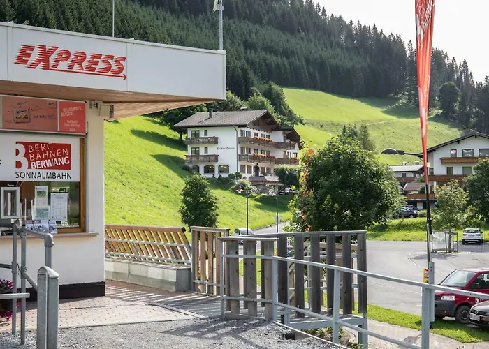 全景小屋旅馆 3*