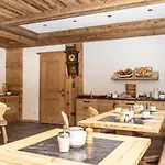 全景小屋旅馆 招待所 3*